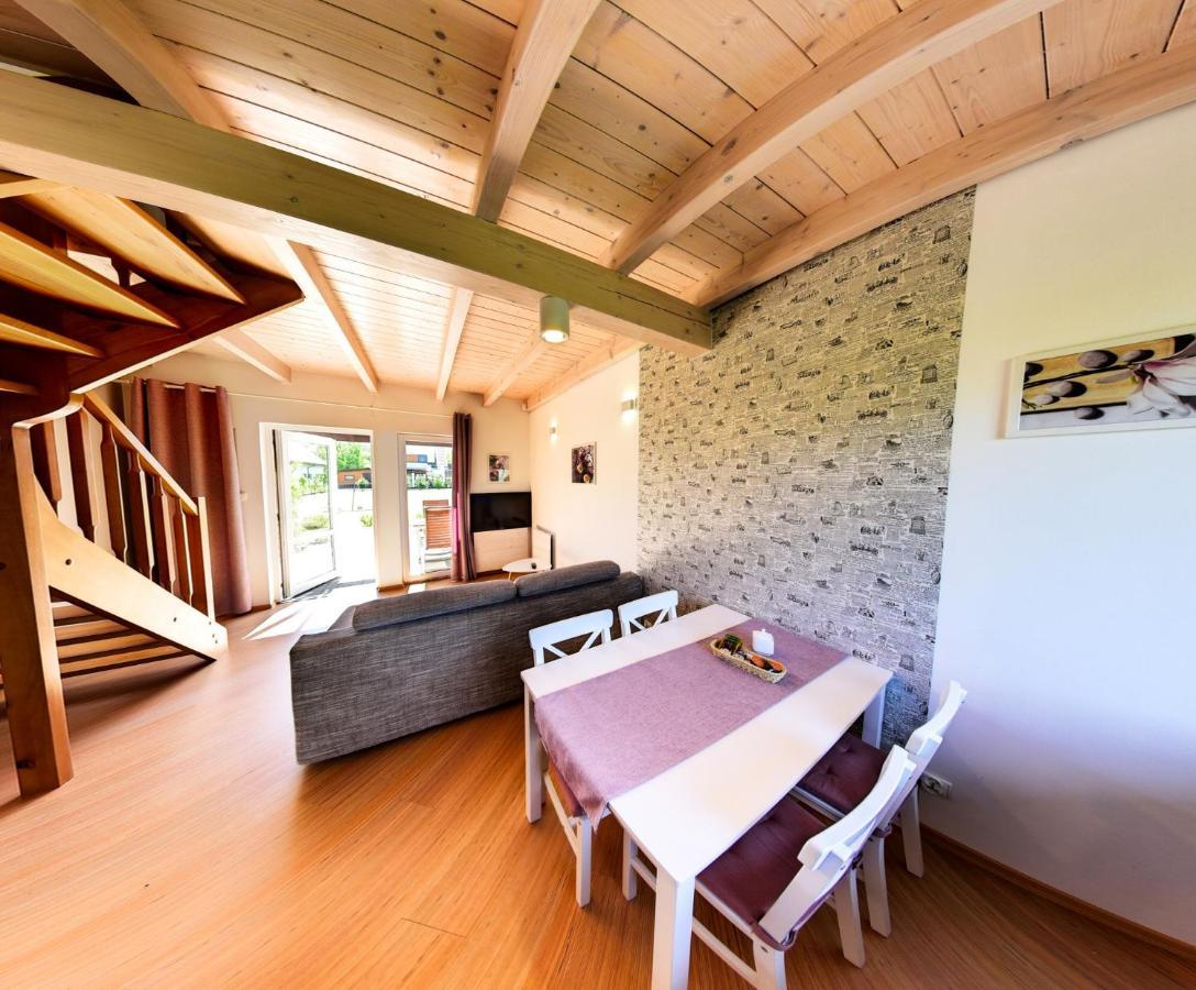 Apartmenty Magnolia Łeba Esterno foto